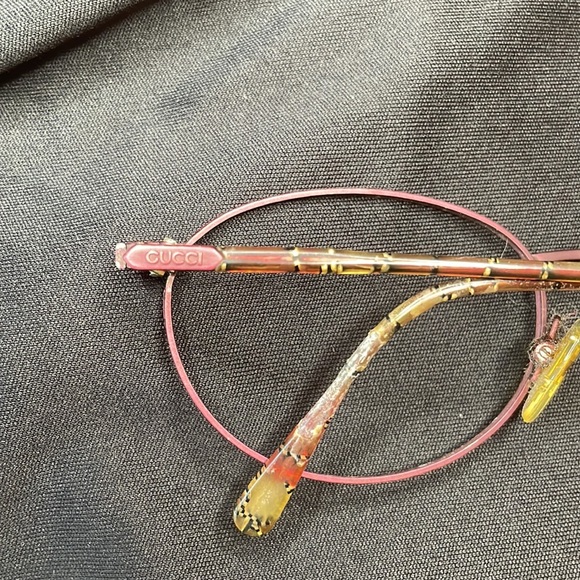 Gucci glasses shop now with discounted shipping - Picture 3 of 7